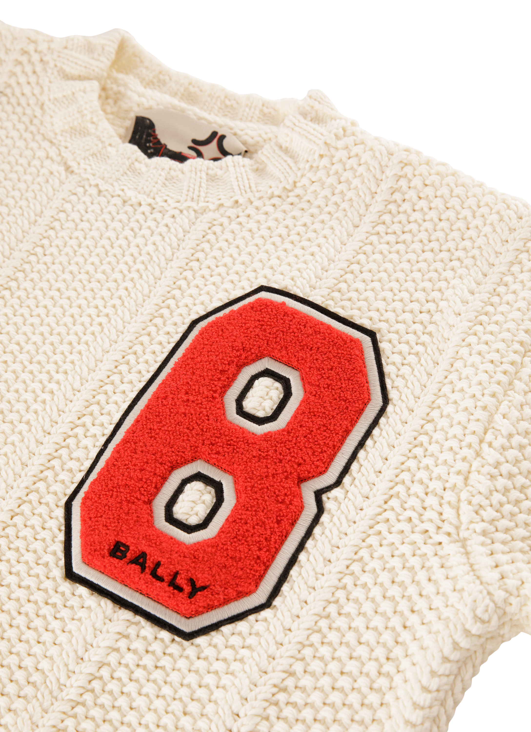 bally为新年增添一抹红,bally珠穆朗玛峰系列