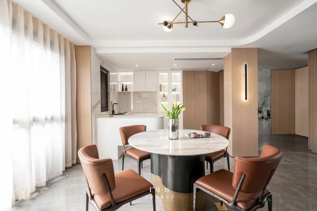 入门横梁压顶的最佳解决方法,横梁太突兀怎么办