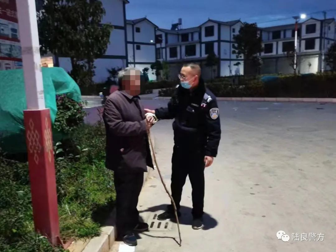 姣忎釜姘戣閮芥湁寤虹珛璀︽皯寰俊缇ゅ悧,绀惧尯姘戣杩涘井淇＄兢鍖栬В鐭涚浘