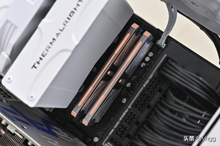 拆解华擎b760m,华擎b760m配合显卡