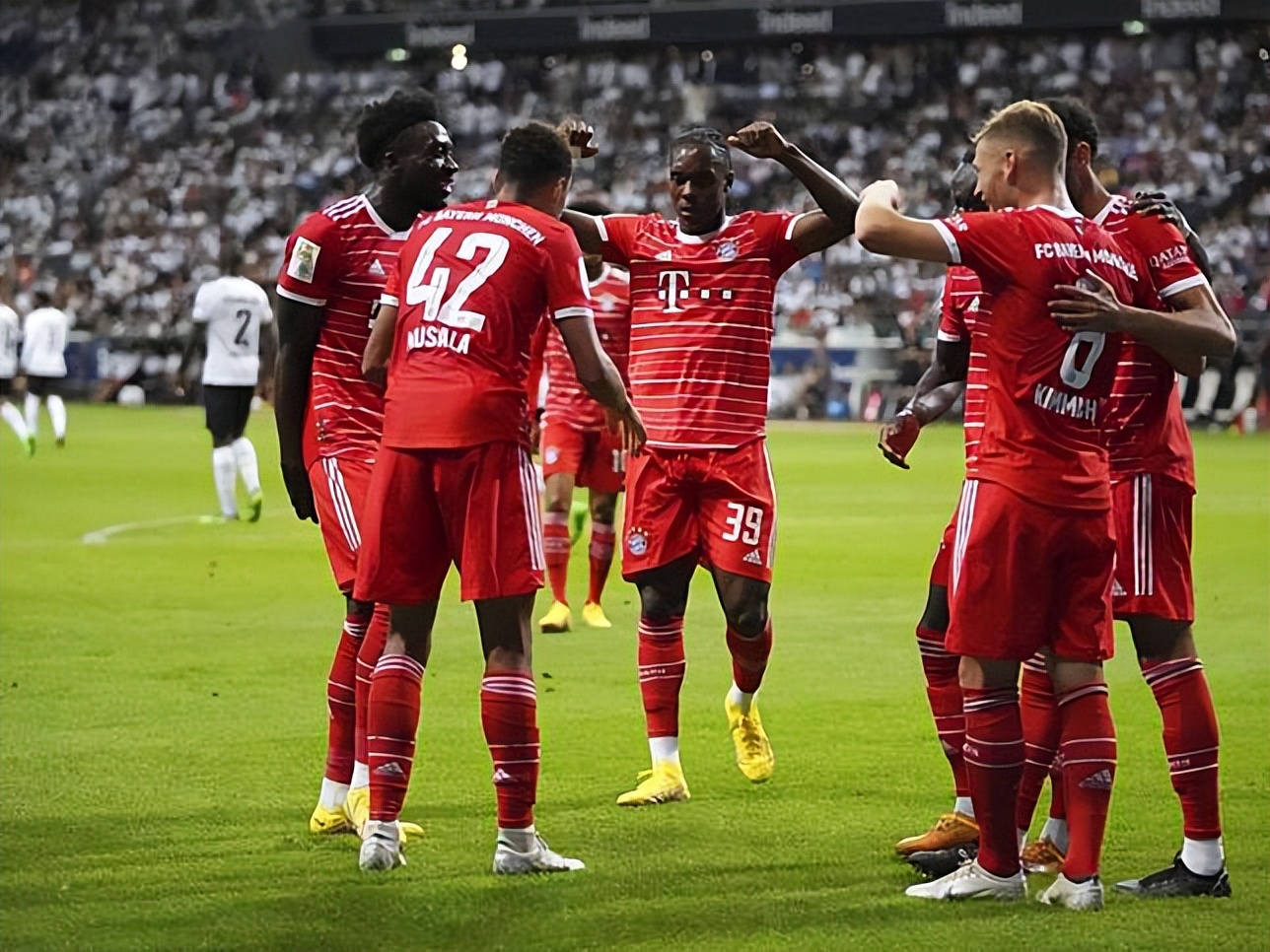 德甲拜仁慕尼黑vs沃尔夫斯堡直播,德甲拜仁慕尼黑4-0沃尔夫斯堡全场