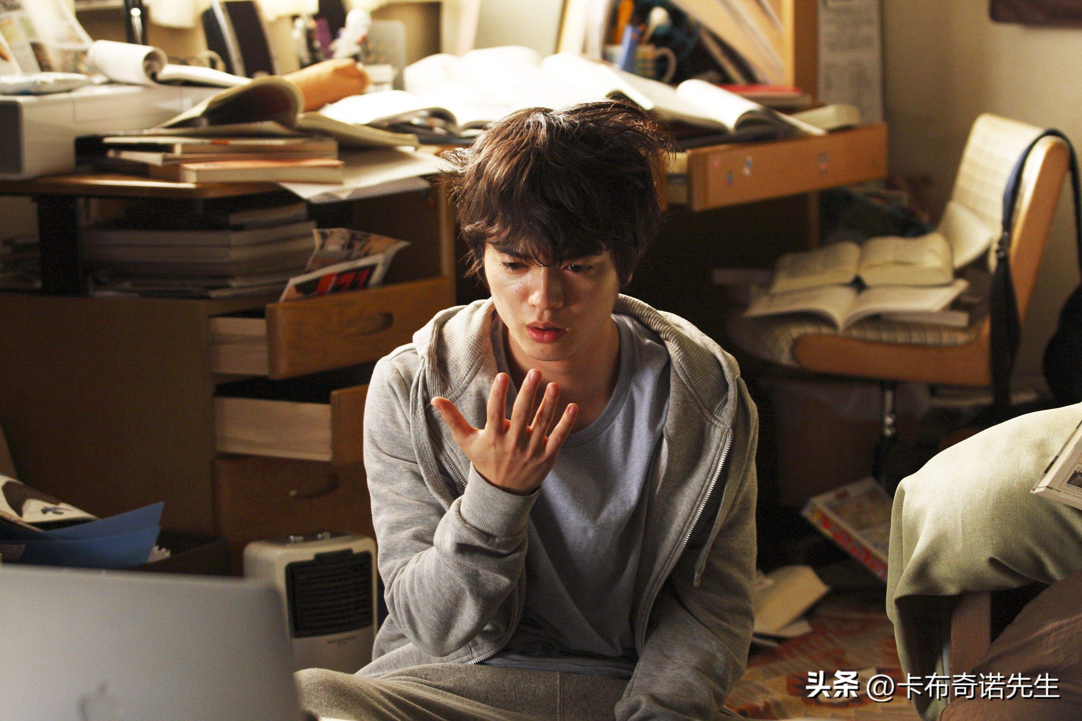 寄生兽电影免费完整版,寄生兽科幻电影解说