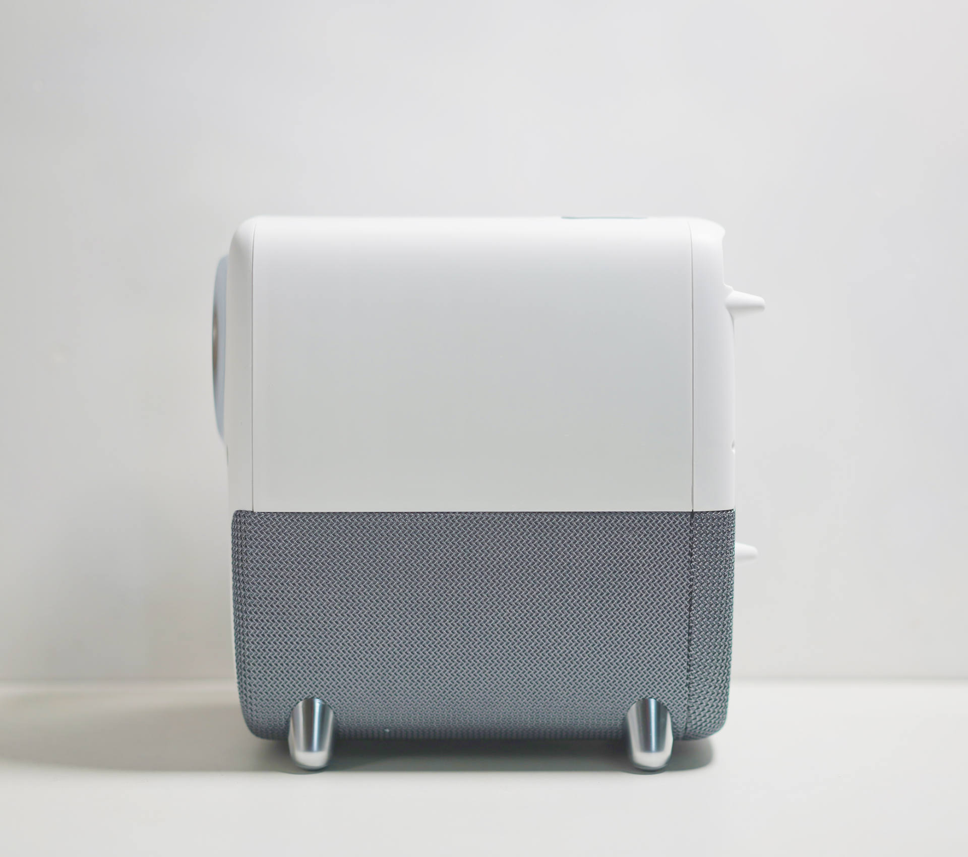 泰捷weboxt1投影200寸效果,泰捷weboxt1和小明投影对比