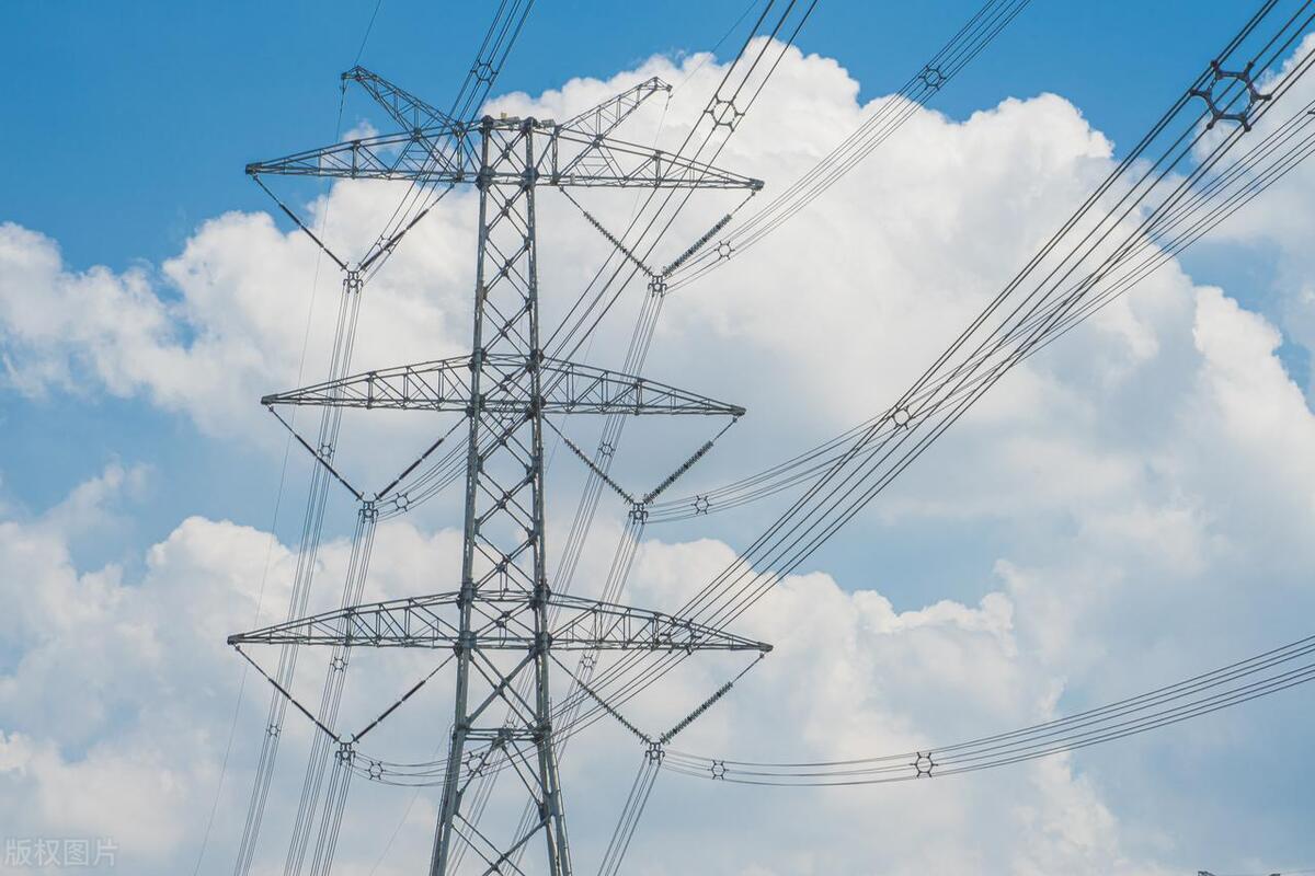 新调整电价居民电价多少钱1度,目前居民用电实行阶梯电价了吗