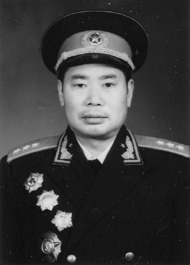 我军第一任总参谋长,历任联合作战总参谋长是谁