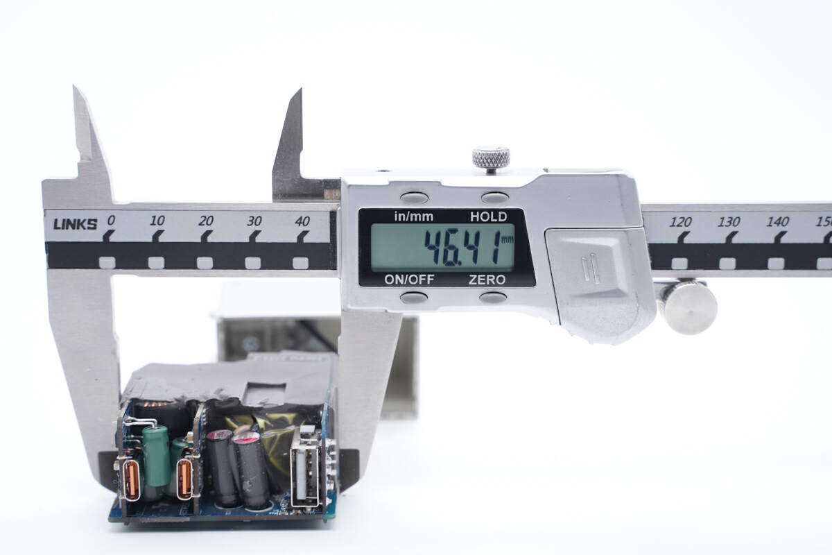 魅族pandaer无线充测评,魅族pandaer充电宝拆解