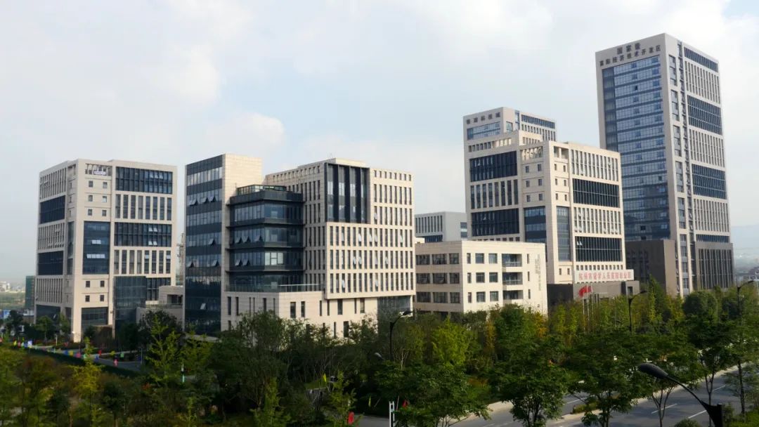 富阳引进三大产业,富阳转型发展