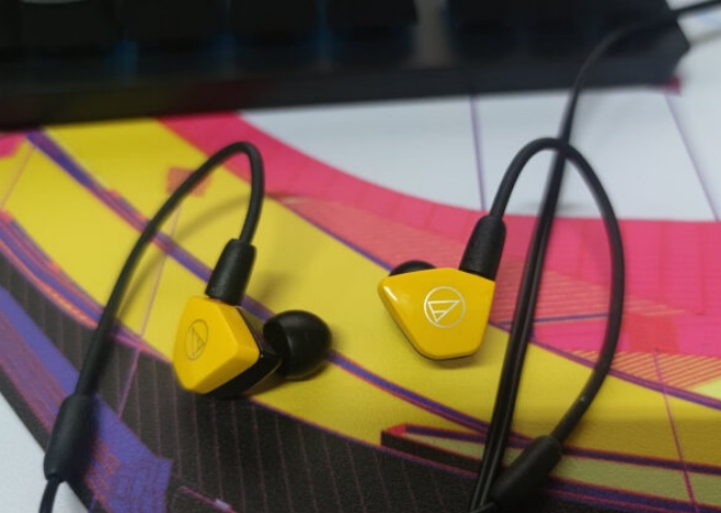 有线耳机什么牌子音质好,有线耳机什么牌子的音质好