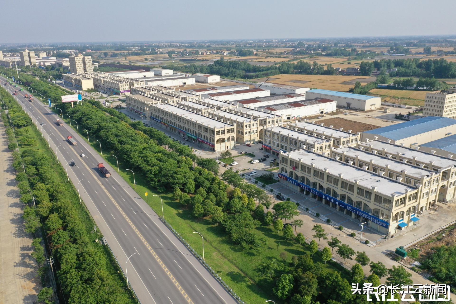 一语万金！天门服装品牌喊你来定