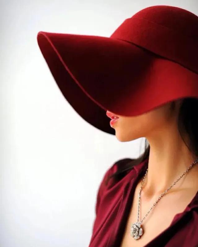 一家中古奢侈店的声色世界,一家中古奢侈品店里的人生06集