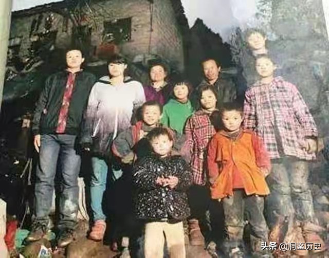 四川夫妻生11个孩子命案后续,四川19岁男子杀人事件判决