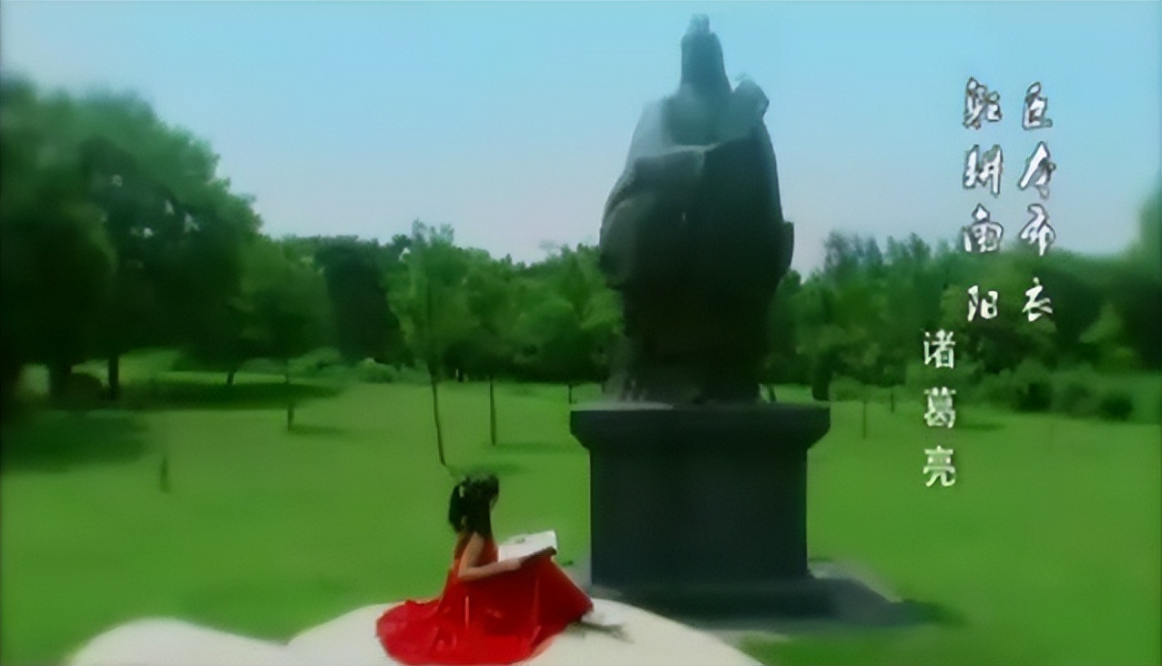 诸葛亮躬耕南阳时是在一个地方吗,诸葛亮躬耕地到底是南阳还是襄阳