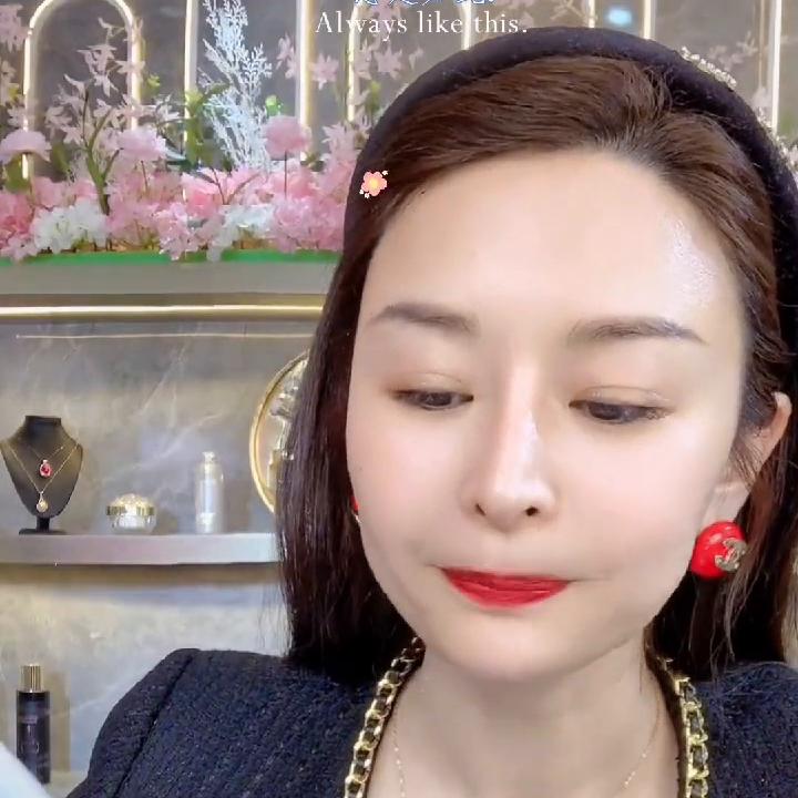 家庭聚会，表姐开始了她的表演，你们猜怎么着？#不要看不...