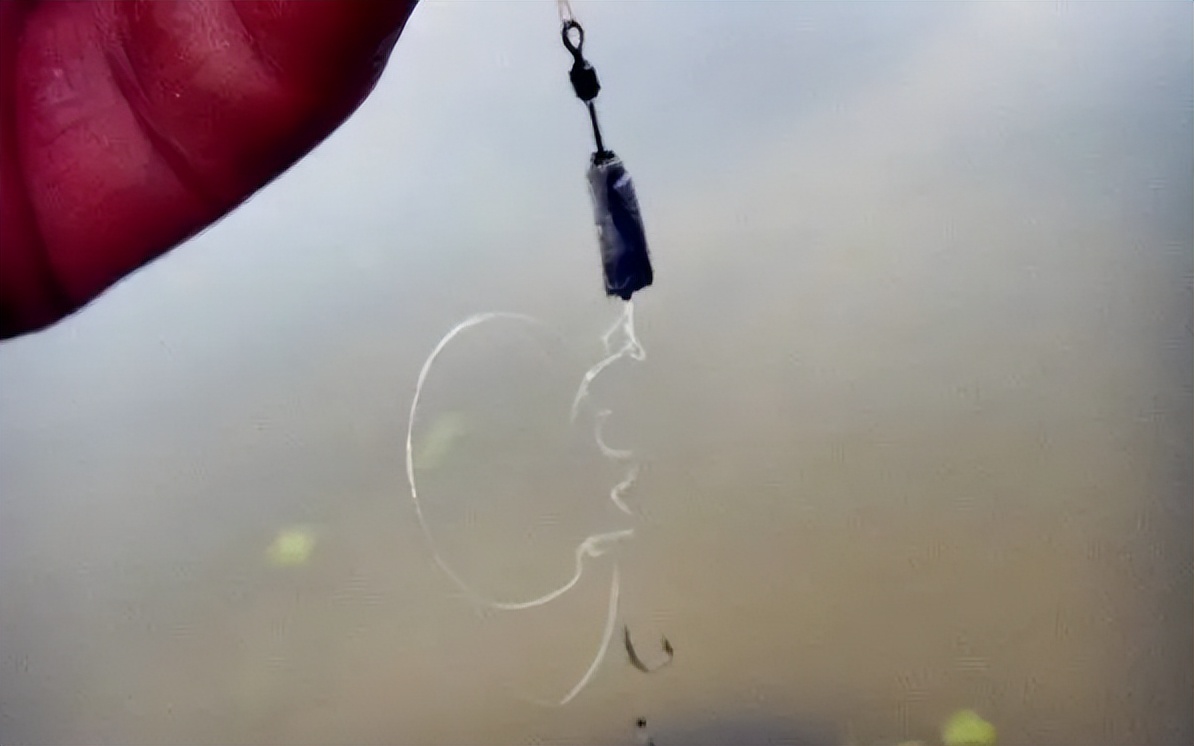 子线老是打卷怎么拉直,子线总是打绞怎么办