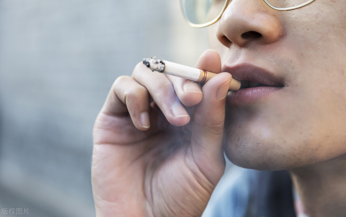 女性便后可以用普通卫生纸擦吗,女生上完厕所后该用湿巾擦拭吗