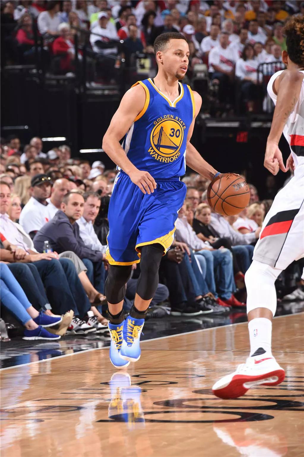 新王登基，三分王者史蒂芬.库里