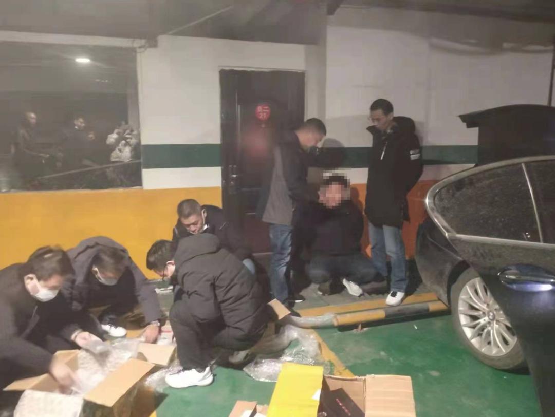 几百元的二手机成了上千元的品牌新机？瑞昌公安查获一“翻新机”网店，涉案240余万元！