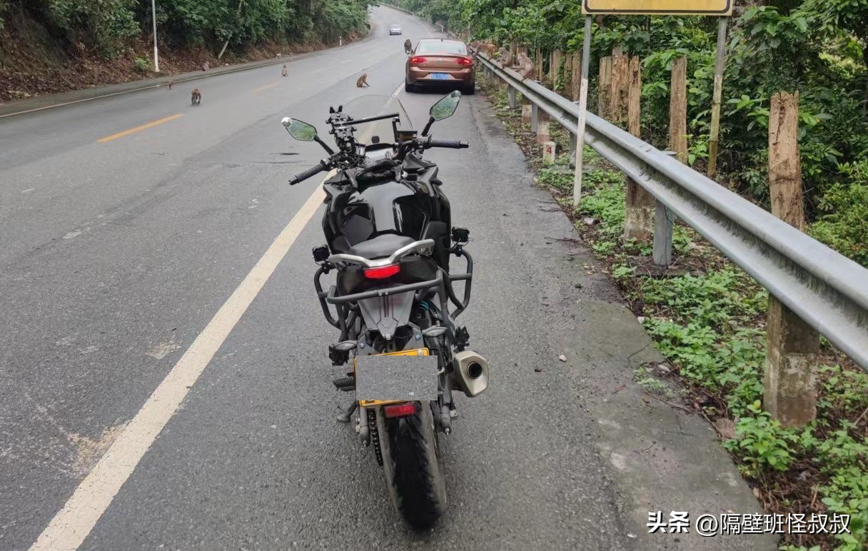 宝马650gt踏板摩托车二手,4万摩托推荐cf650gt