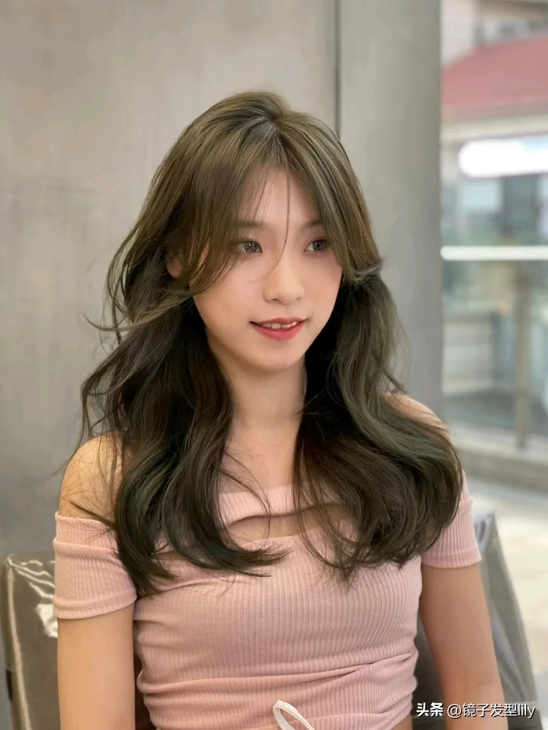 中年发型女2020流行发型妈妈,中年女性发型2021年流行烫头发型