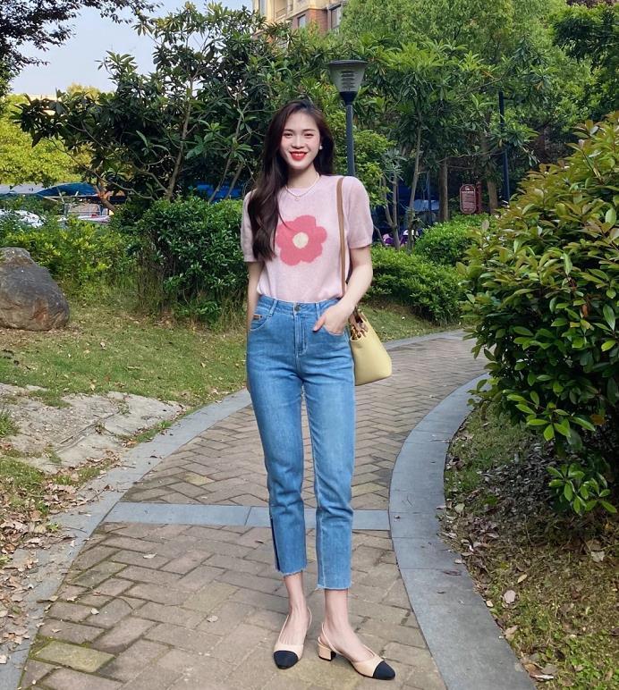 今年夏季流行的短袖上衣,别再穿普通t恤现在流行运动套装