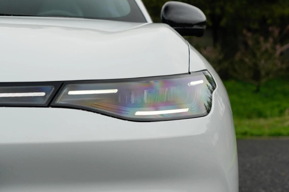 零跑c01价格15.98万黑色,零跑c01价格低高颜值的电车首选