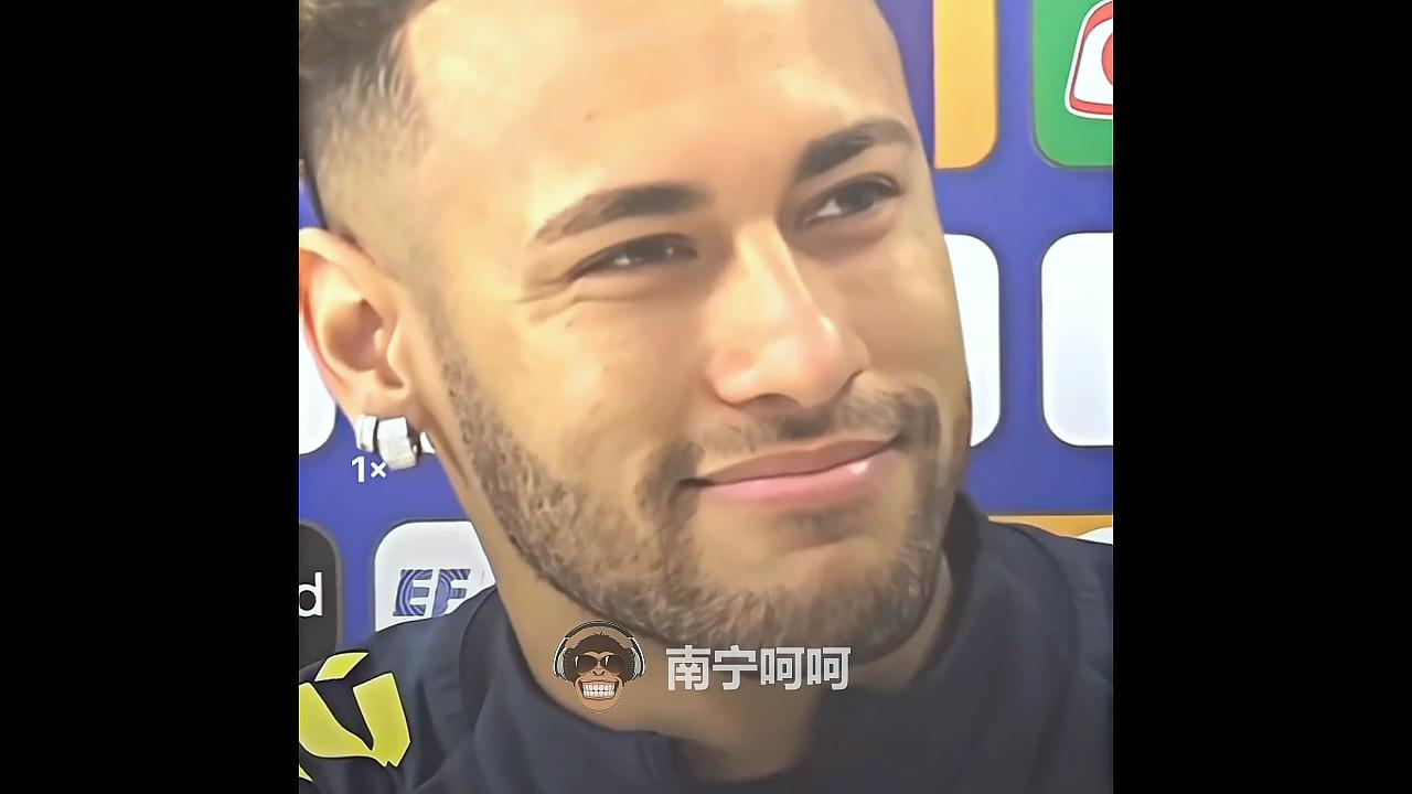 巴西一哥历史最高转会费,世界足坛第一个身价过亿的是谁