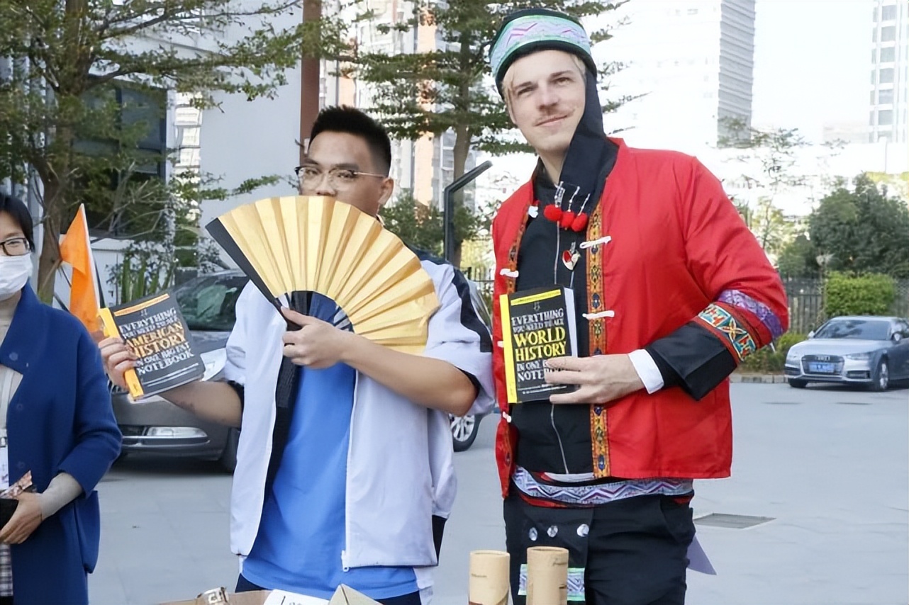 深圳市厚德书院录取分数线,深圳市厚德书院招生办电话