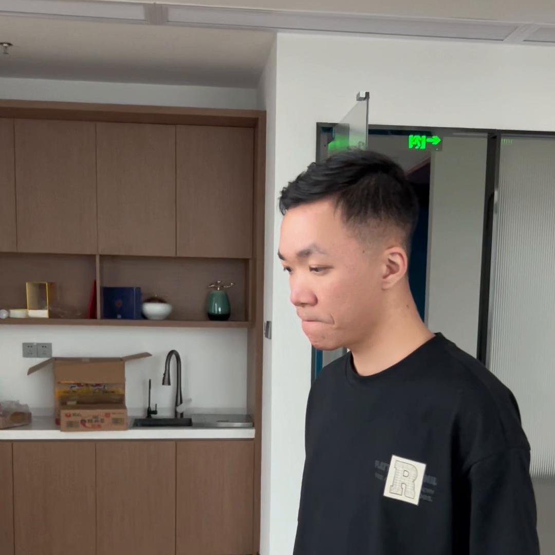 你们觉得要把阿兵哥和阿东拆开吗？@太子岁-阿兵哥