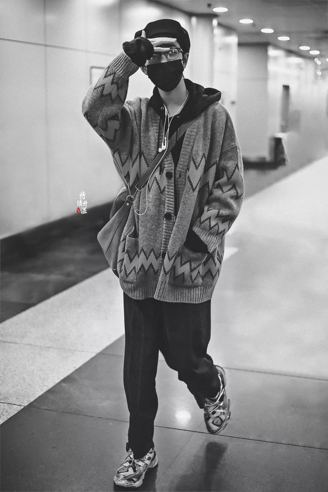 reaction肖战舞台考古,肖战x玖少年团考古完整视频