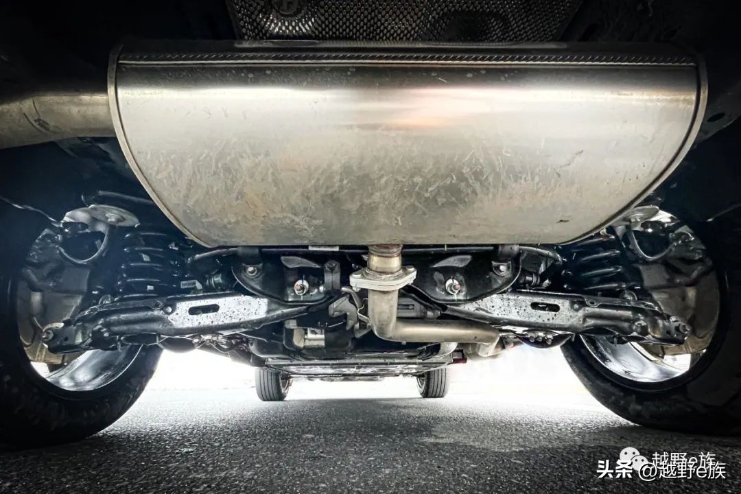 哈弗猛龙高速公路试驾,20万左右新能源硬派越野二手