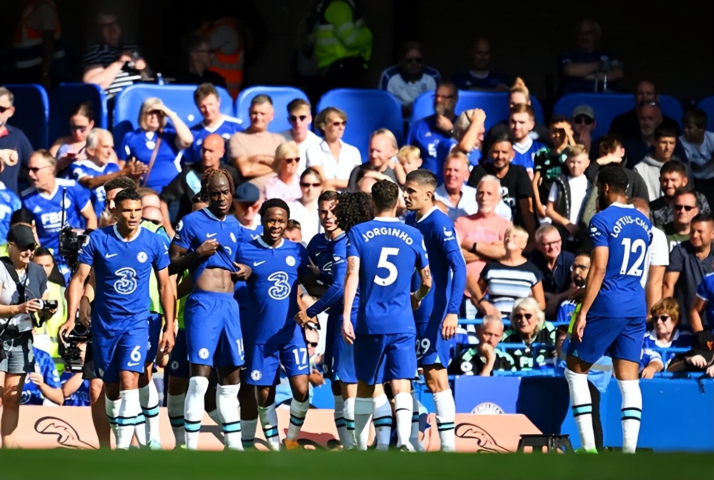 切尔西2比1曼城利物浦夺冠,英超22-23赛季利物浦曼联