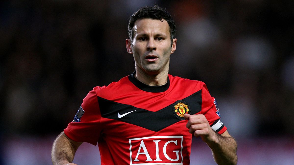 210万，49岁吉格斯买房：讨33岁女友欢心，开启同居生活