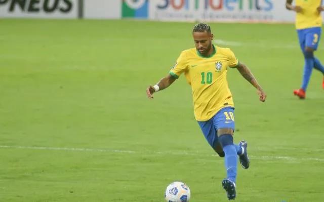 足球巨星谢幕战,足球巨星迟暮