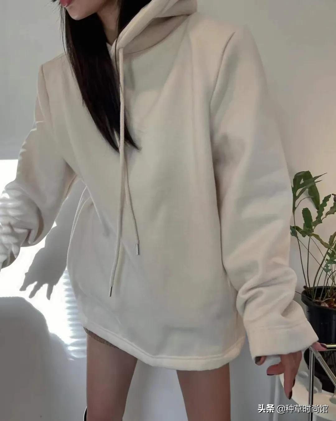 卫衣宽松慵懒风简约款oversize,卫衣分很多种有圆领卫衣连帽卫衣