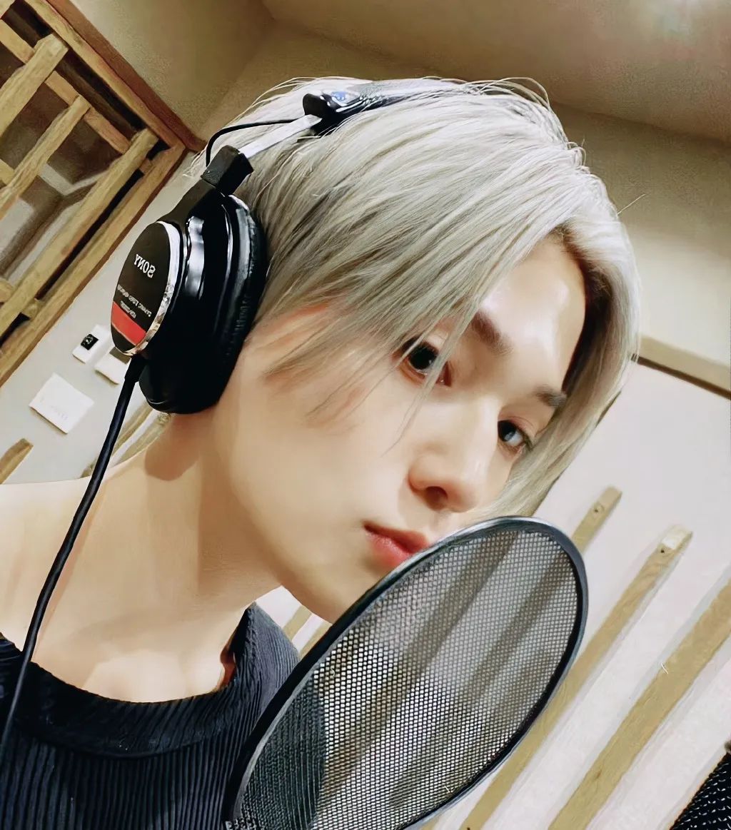 日本国宝级前十帅哥,日本国宝级帅哥出炉第一名