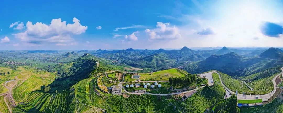 山东有海有雪有山有平原,山东有没有广阔草原