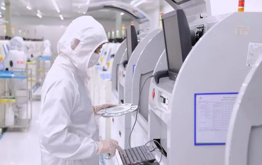 【媒体看高新】《南昌日报》：晶和科技深耕道路照明生态链