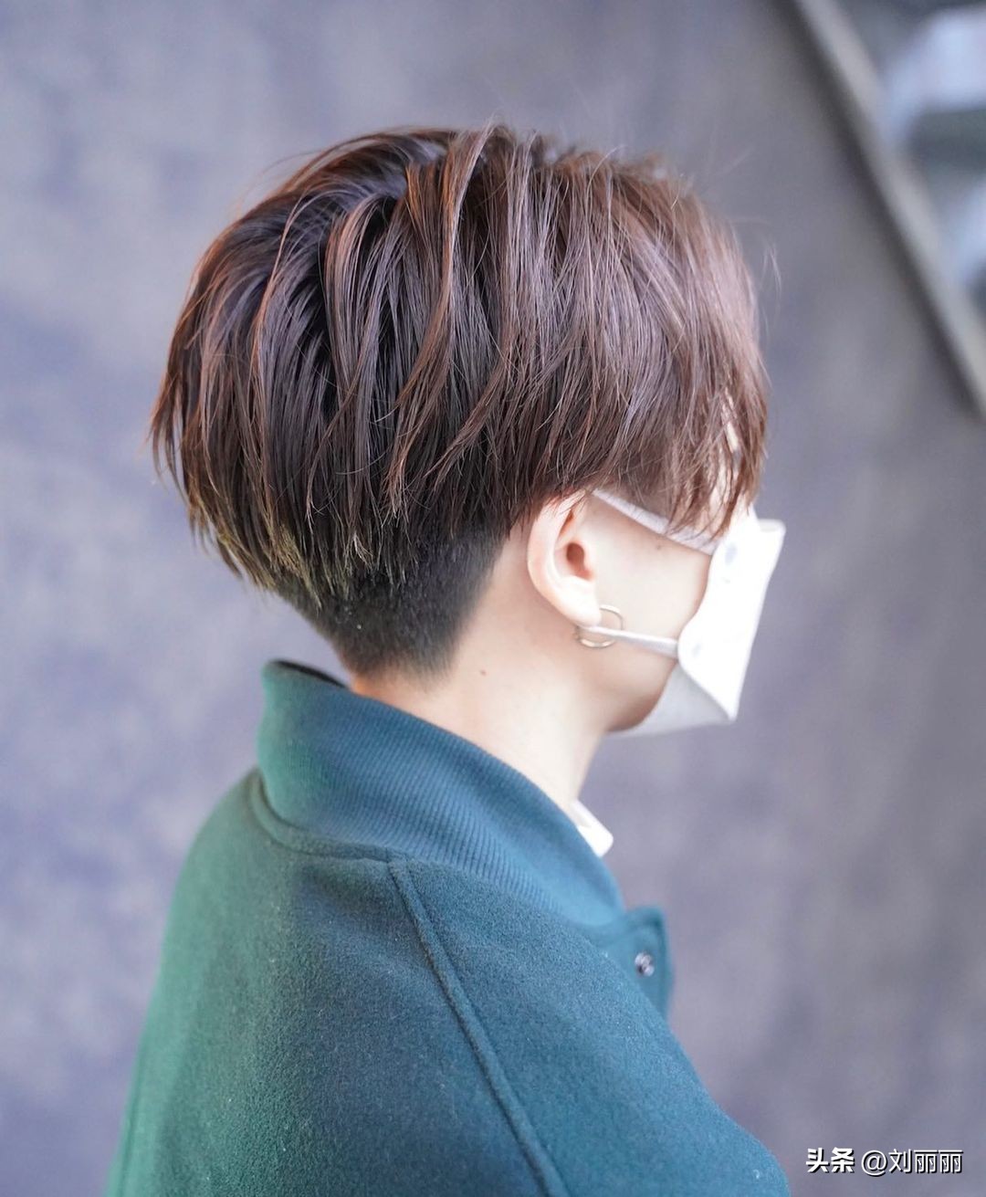 基础女发剪发教程,用剪刀乱剪女孩的头发