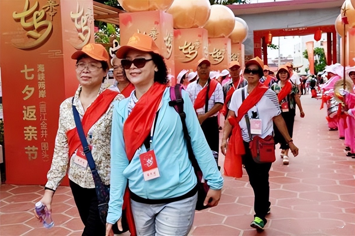 “*独台**”在大陆赚钱，对别人说风凉话：陆客减少，影响不大