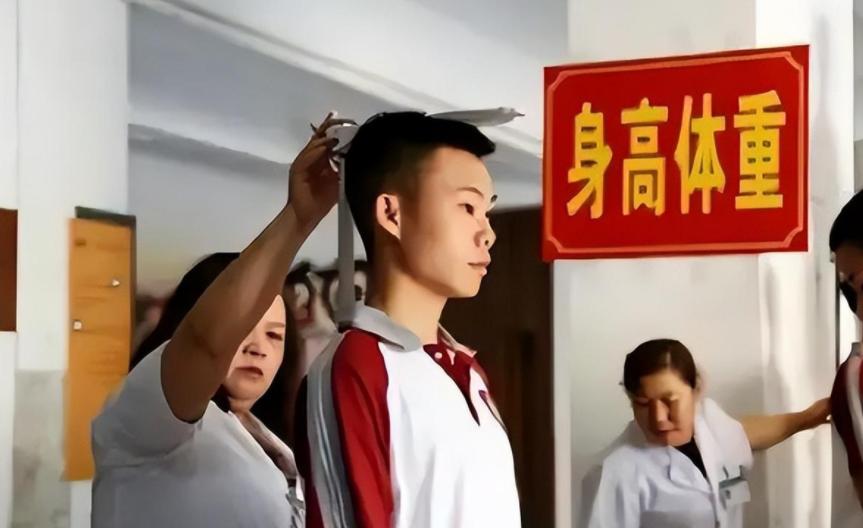 李亚诺中国断骨增高第一人,当年花16万断腿增高