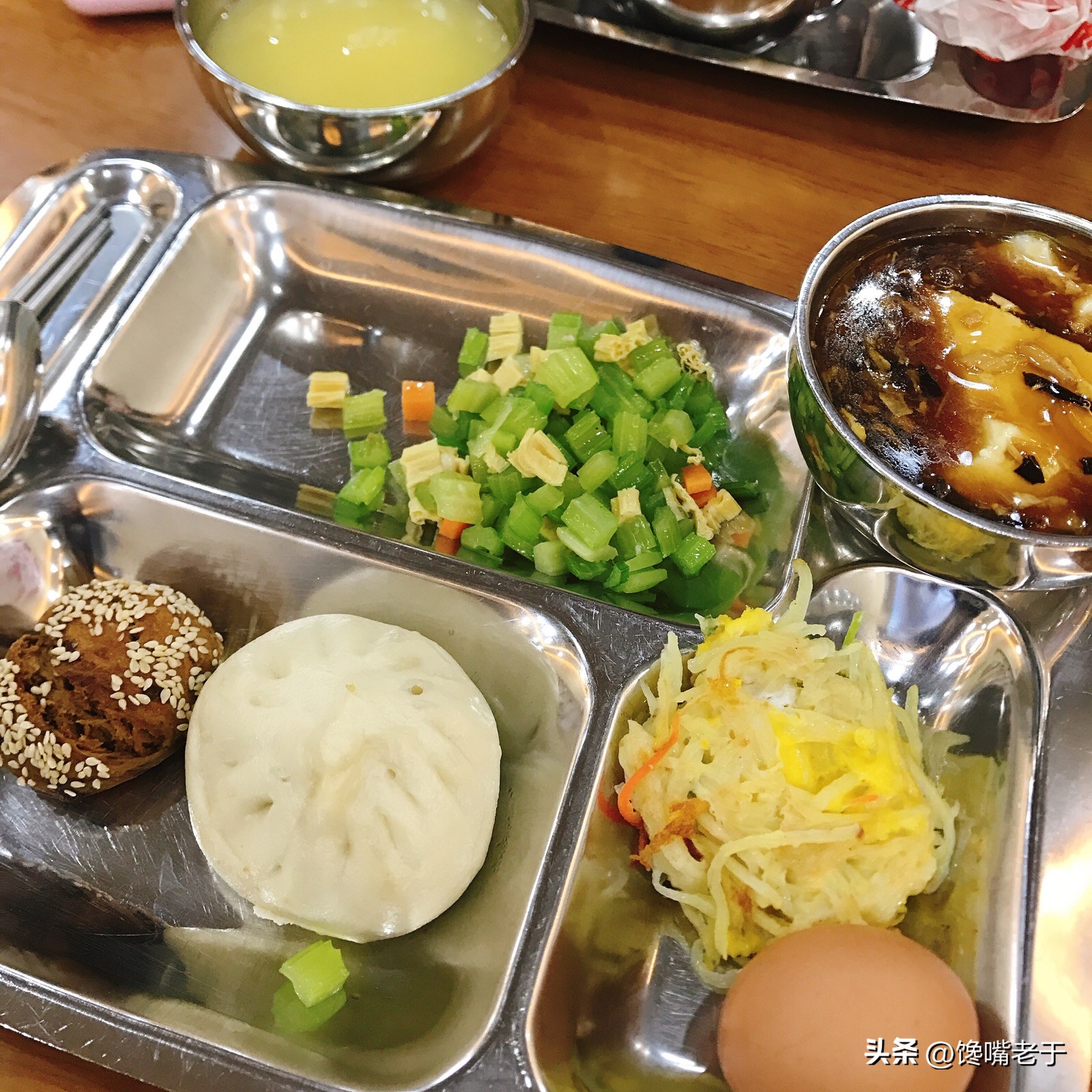 江苏一女子月薪3000晒出食堂伙食,女子月薪2600不辞职