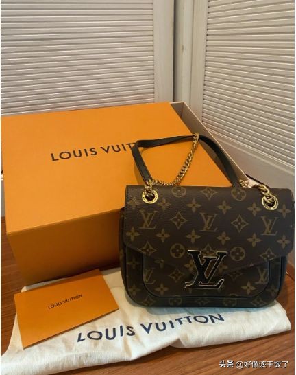 一女子买lv包三次没买成,女子花3750元买lv7天内退货