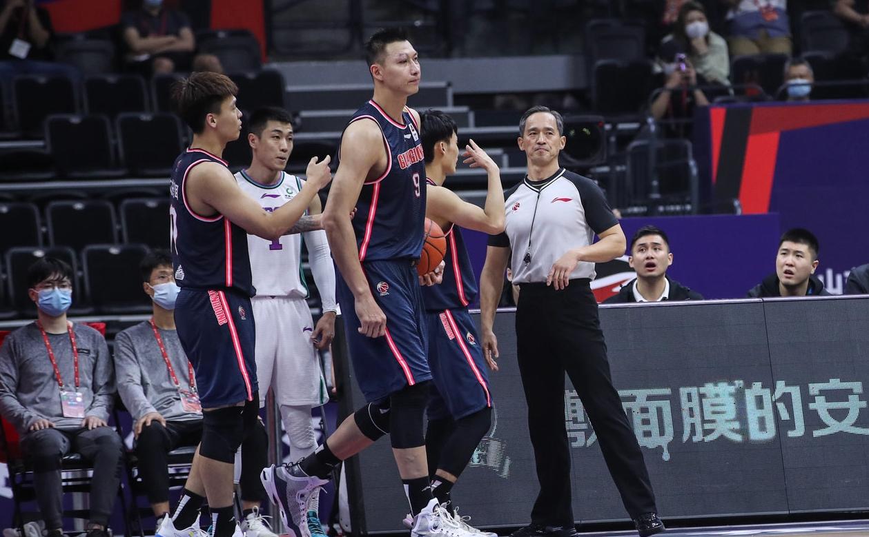 威姆斯跟随广东队夺冠,威姆斯签约广东身价