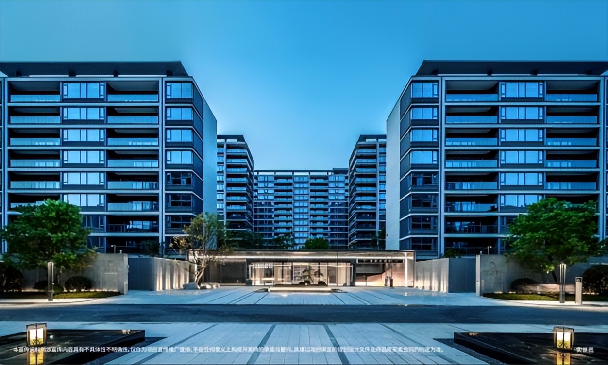 为三千年成都，锦上再添锦