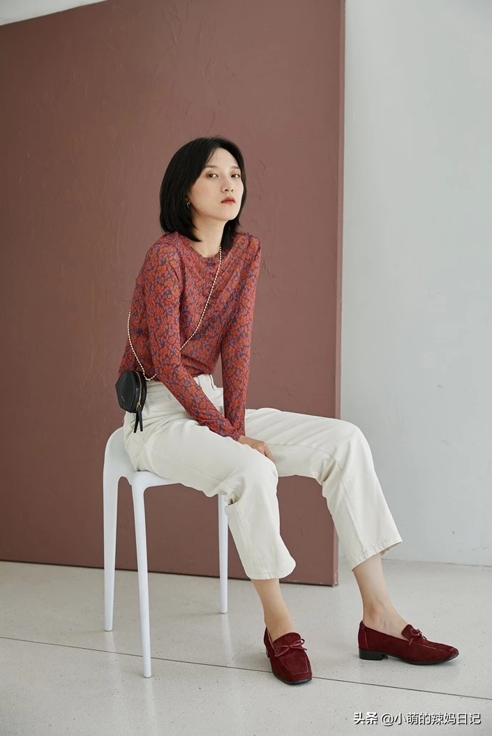 奔五奔六的女人别总说穿衣难,奔五奔六的女人不要穿得太老气