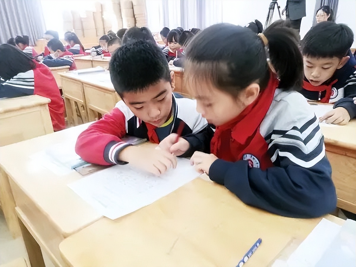 鱼跃于渊完整视频,鱼跃于渊