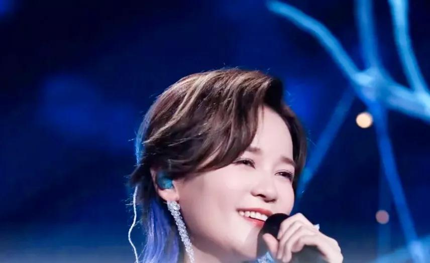 2019年抖音最伤感十大神曲,2022年抖音最火的歌曲伤感