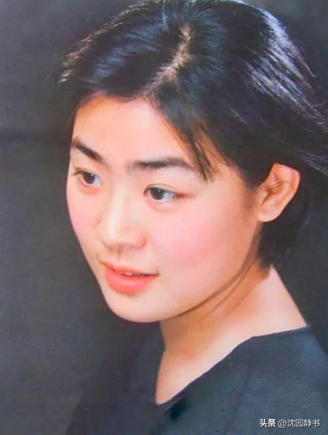长得貌美如花演技不温不火女星,女明星惊艳时光的盛世美颜