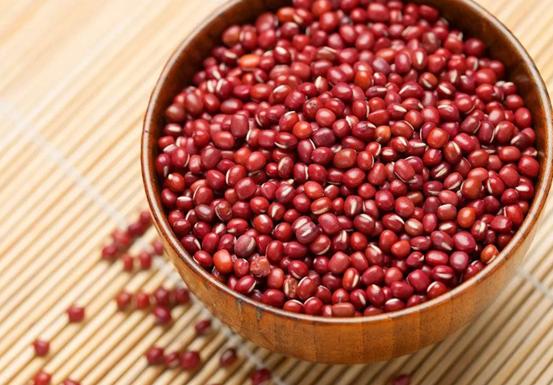 中老年人吃什么食物可以补血,中老年人吃什么食物少生病