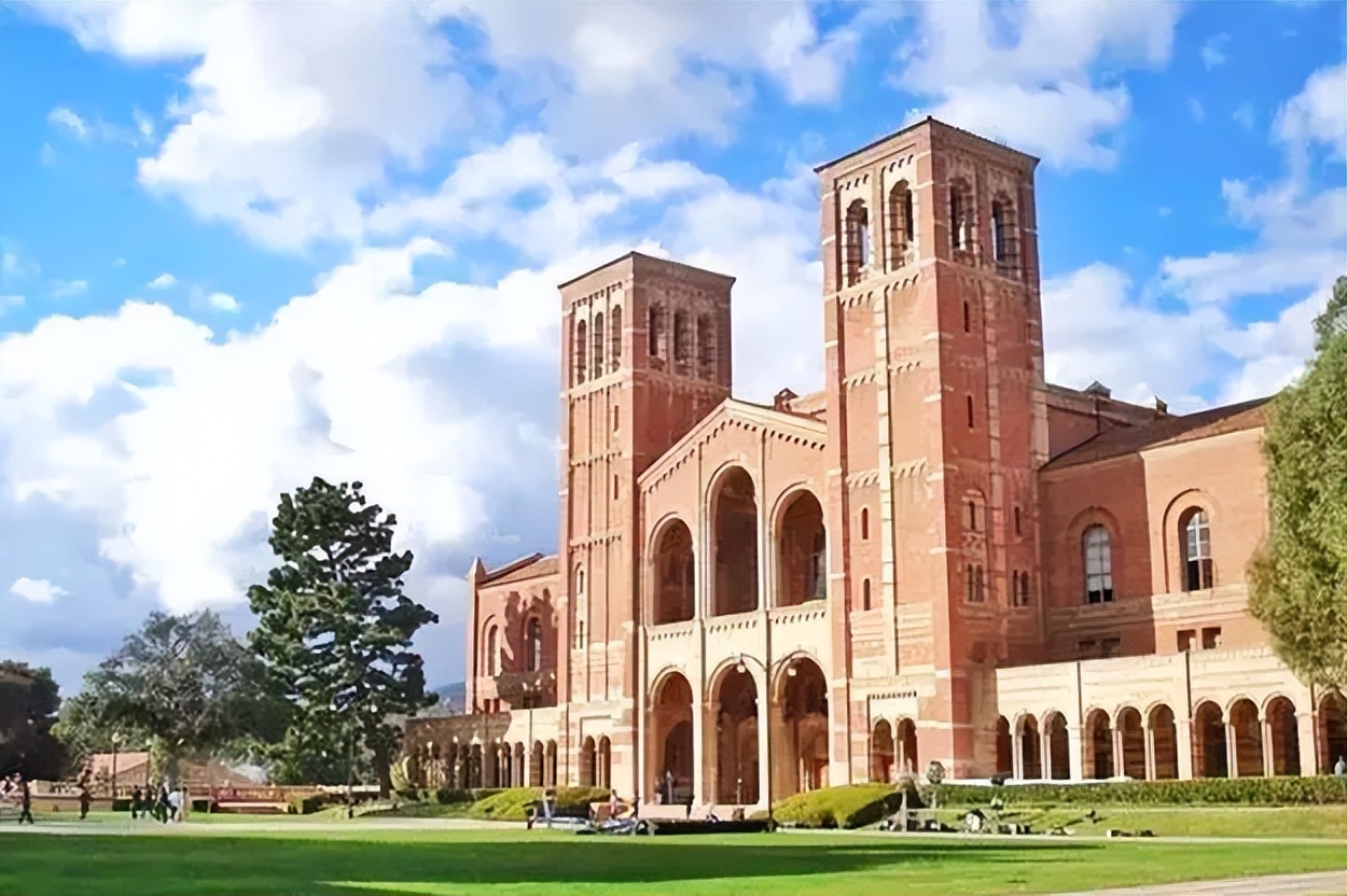 毕业生起薪最高的十所美国大学,美国哪些大学的毕业生前途最光明